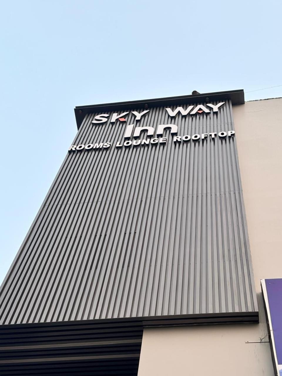 Hotel Sky Way Inn Hisār Kültér fotó